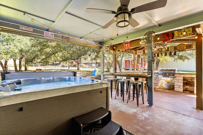 Hot Tub Farmhouse Vibes image 28