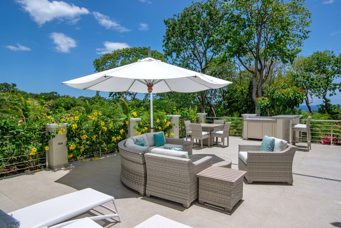 Bougain Villa: Luxury Villa with Staff, Pool & Half Moon Resort Membership in Montego Bay image 7