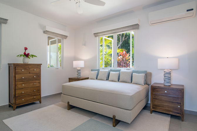 Bougain Villa: Luxury Villa with Staff, Pool & Half Moon Resort Membership in Montego Bay image 23