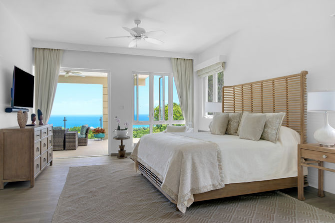 Bougain Villa: Luxury Villa with Staff, Pool & Half Moon Resort Membership in Montego Bay image 11