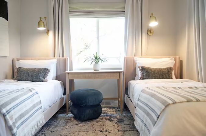 The Daphne: 4BR with Fenced Yard, Hot Tub, Home Theater + Gym image 9