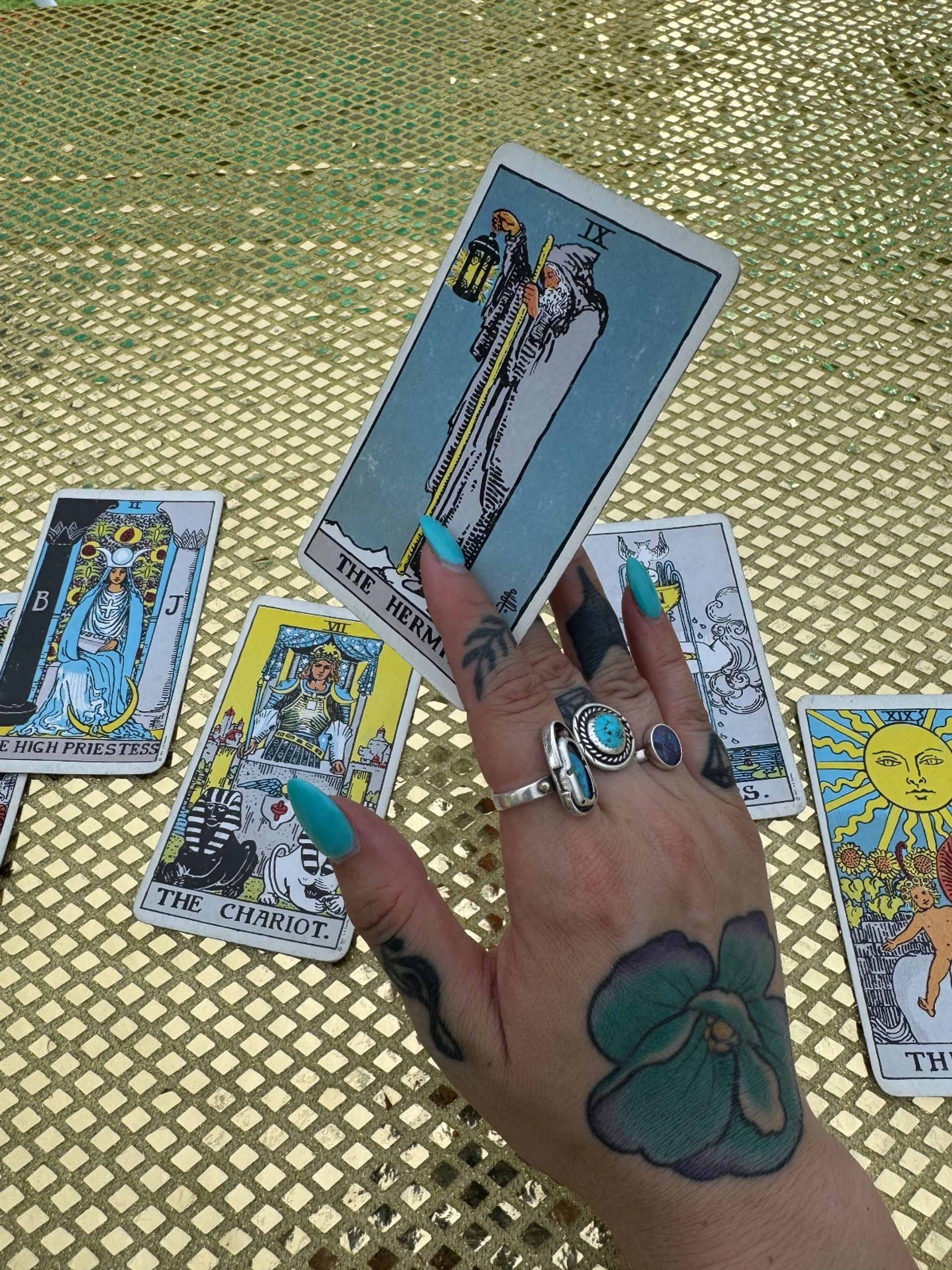 Intuitive Tarot Readings by Zoe image 2
