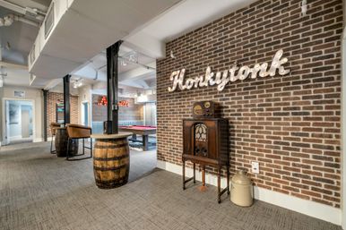 Honky Tonk Suite at The Maddox: Nashville’s Music Vibes & Party Headquarters image 4