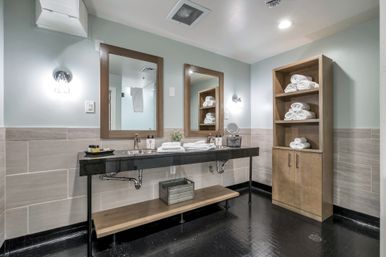 Honky Tonk Suite at The Maddox: Nashville’s Music Vibes & Party Headquarters image 17