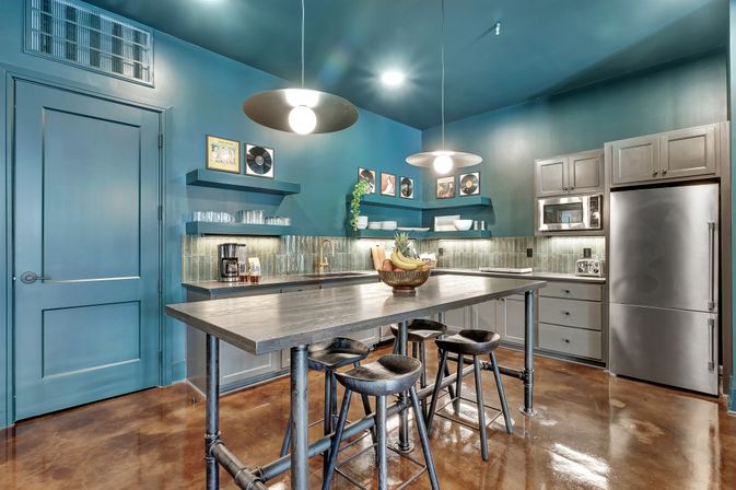 Studio B Suite at The Maddox: Inspired by Nashville Legends image 13