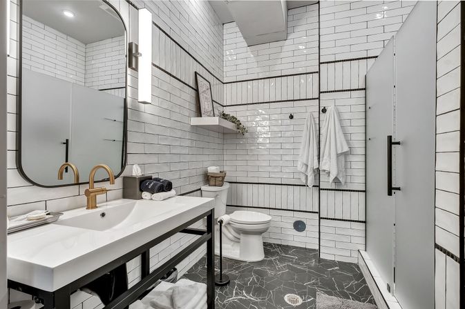 Studio B Suite at The Maddox: Inspired by Nashville Legends image 6