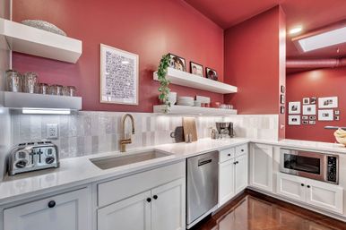 Elvis Penthouse at The Maddox: The King of Nashville Suites image 16