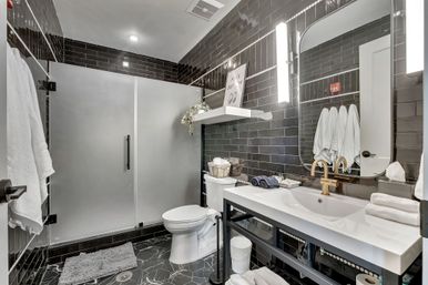 Studio B Suite at The Maddox: Inspired by Nashville Legends image 11