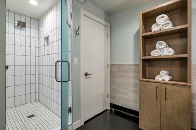 Honky Tonk Suite at The Maddox: Nashville’s Music Vibes & Party Headquarters image 16