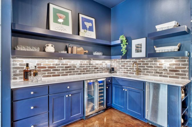 Lower Broadway Suite at The Maddox: The Ultimate Nashville Getaway image 6