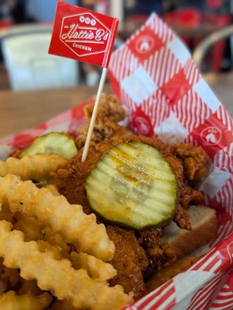Nashville Bourbon, Beer, and Hattie B's Hot Chicken Tour image 6
