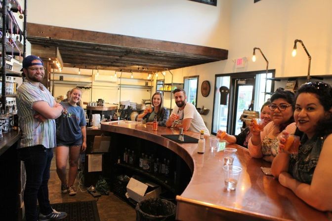 Nashville Bourbon, Beer, and Hattie B's Hot Chicken Tour image 3