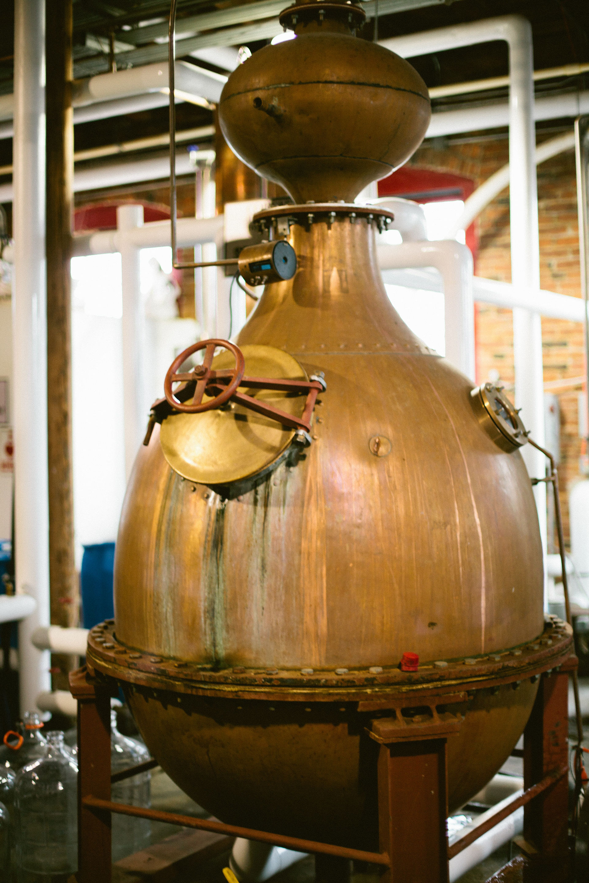 Nashville Bourbon, Beer, and Hattie B's Hot Chicken Tour image 2