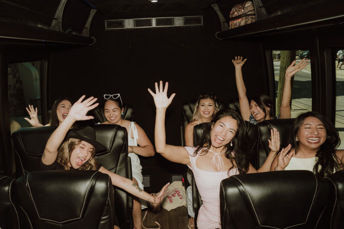 Murals & Mimosas Street Art Tour image 2