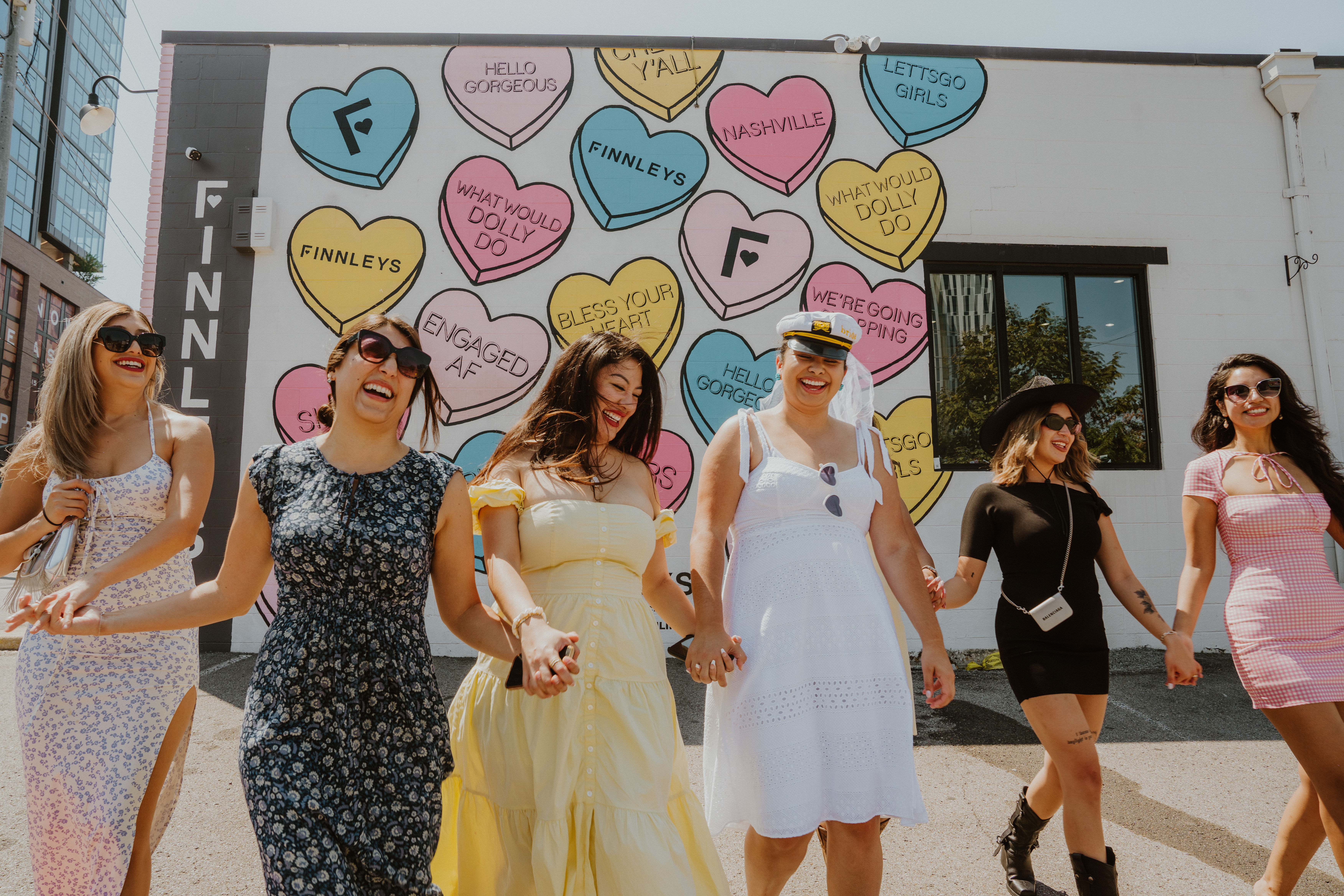 Murals & Mimosas Street Art Tour image 1