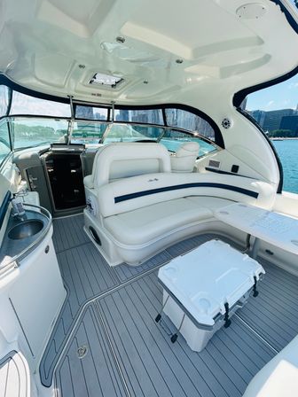 Private Lake Michigan Yacht Charter Aboard the Escape (Up to 12 Guests) image 2