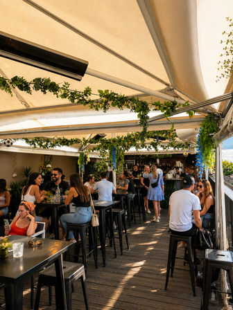 Roofers Union - Rooftop Sports Bar in Adams Morgan DC image 8