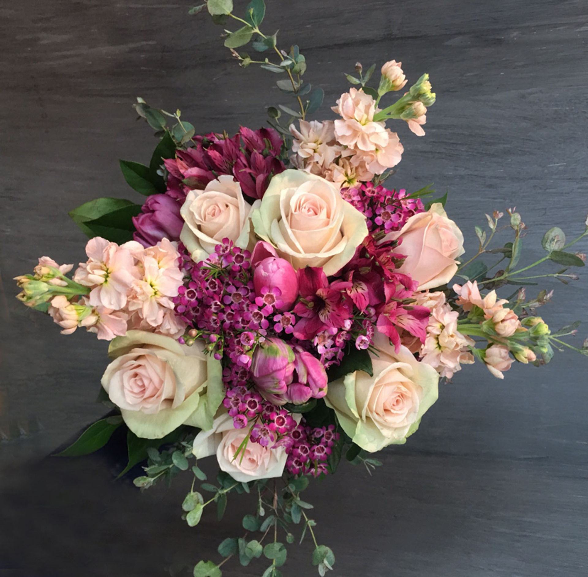 Luxury Floral DIY Bar complete with luxury vases to create your own stunning bouquet. image 2