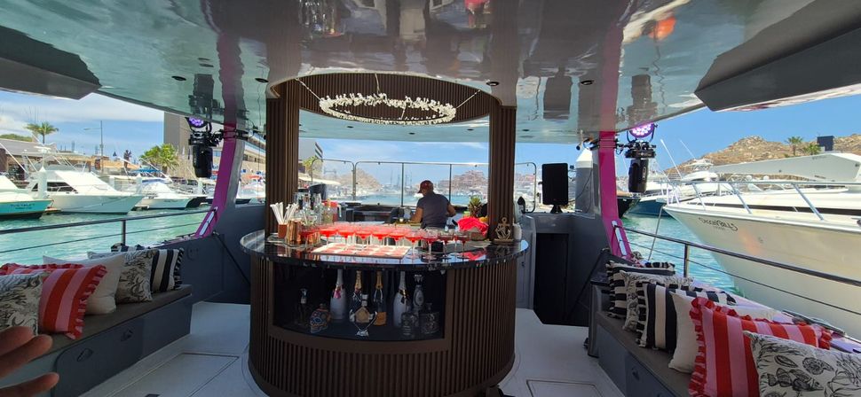Private Bachelorette Fiesta! - Live DJ, All-inclusive Floating Beach Club - image 19