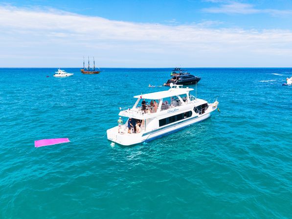 Private Luxury Yacht Bachelorette Party- All inclusive! image 3