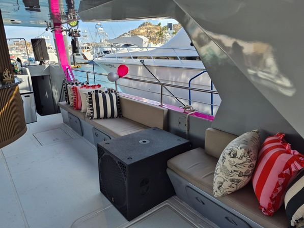 Private Bachelorette Fiesta! - Live DJ, All-inclusive Floating Beach Club - image 14