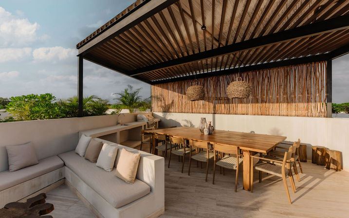 6BR Luxury Sky Lounge Estate - 4 Min to Beach image 12