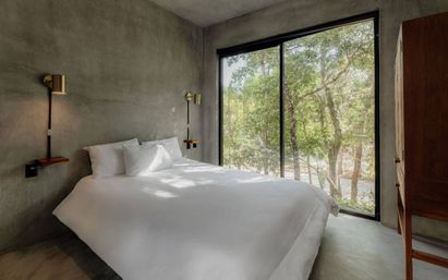 Villa Asha: Stylish Luxury in Gated Community image 10