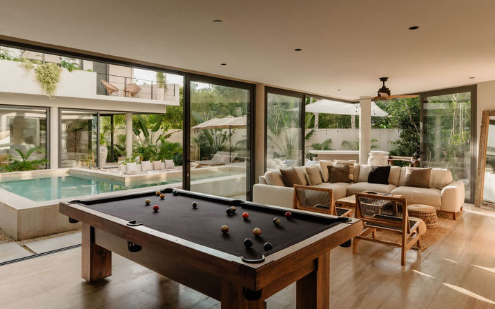 6BR Luxury Sky Lounge Estate - 4 Min to Beach image 19