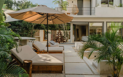 6BR Luxury Sky Lounge Estate - 4 Min to Beach image 5
