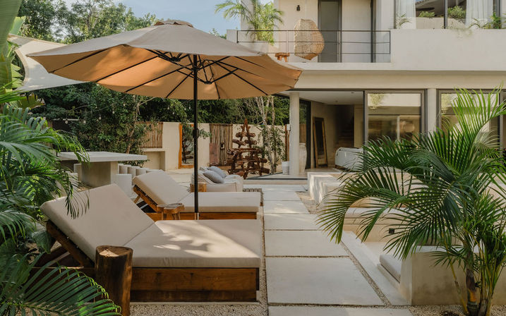 6BR Luxury Sky Lounge Estate - 4 Min to Beach image 5