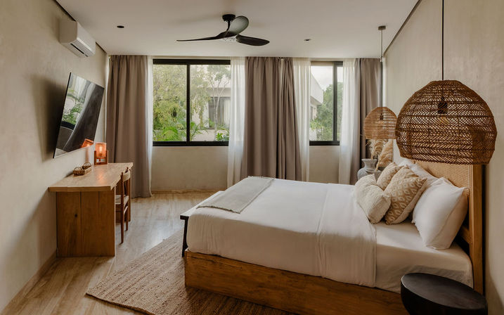 6BR Luxury Sky Lounge Estate - 4 Min to Beach image 30