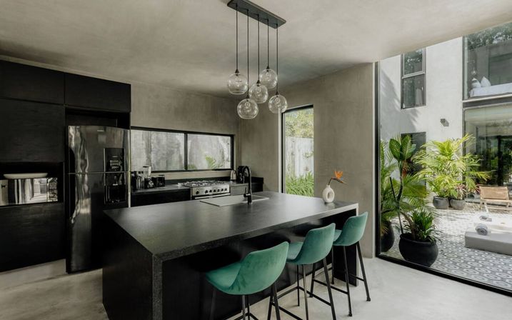 Villa Asha: Stylish Luxury in Gated Community image 4