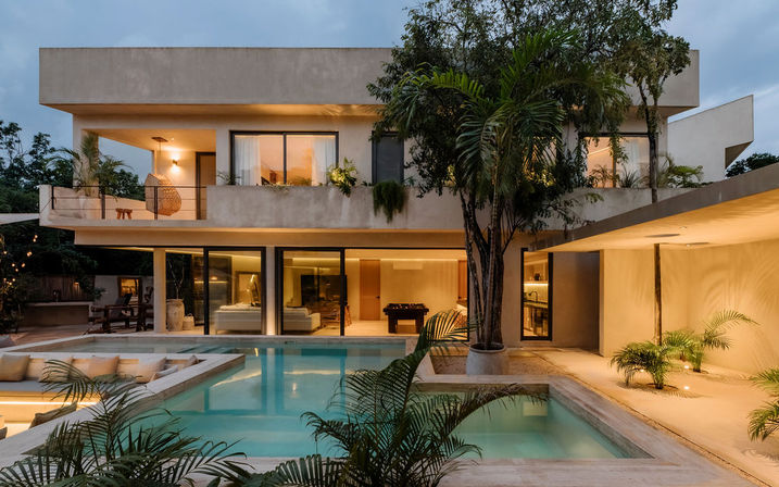 6BR Luxury Sky Lounge Estate - 4 Min to Beach image 1