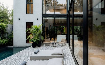 Villa Asha: Stylish Luxury in Gated Community image 3