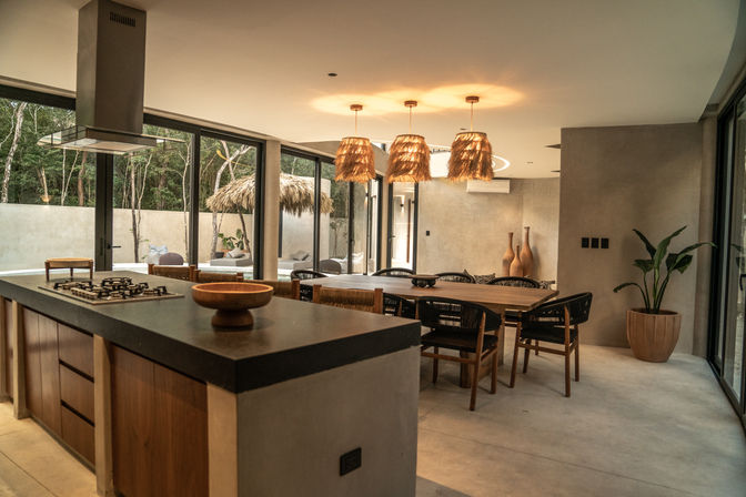 Caan Estate: Two Villas Combined into a Luxurious 10 BR Retreat with Concierge image 15