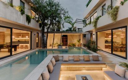 6BR Luxury Sky Lounge Estate - 4 Min to Beach image 16