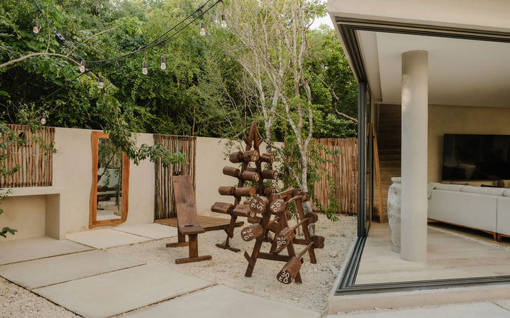 6BR Luxury Sky Lounge Estate - 4 Min to Beach image 7