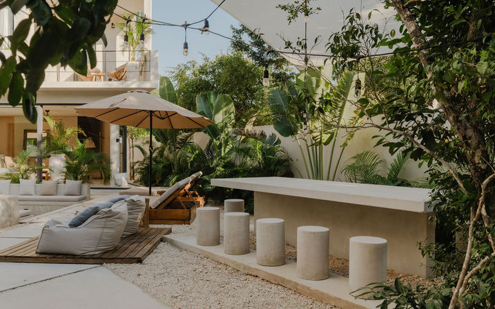 6BR Luxury Sky Lounge Estate - 4 Min to Beach image 6