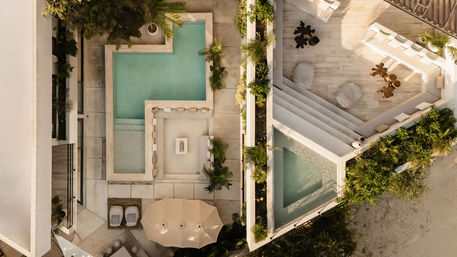 6BR Luxury Sky Lounge Estate - 4 Min to Beach image 14