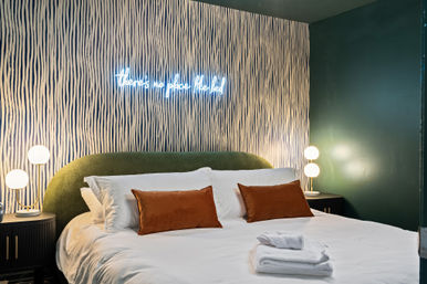 The Weekender CLT: Pickleball, Hot Tub, Firepit, Karaoke + Arcade (Sleeps 23) image 72