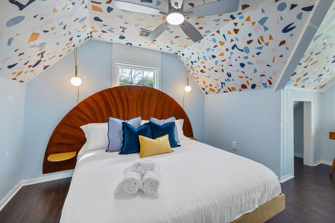 The Weekender CLT: Pickleball, Hot Tub, Firepit, Karaoke + Arcade (Sleeps 23) image 76