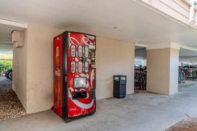 Hilton Head Resort Retreat with Multiple Pools & Beach Access image 29