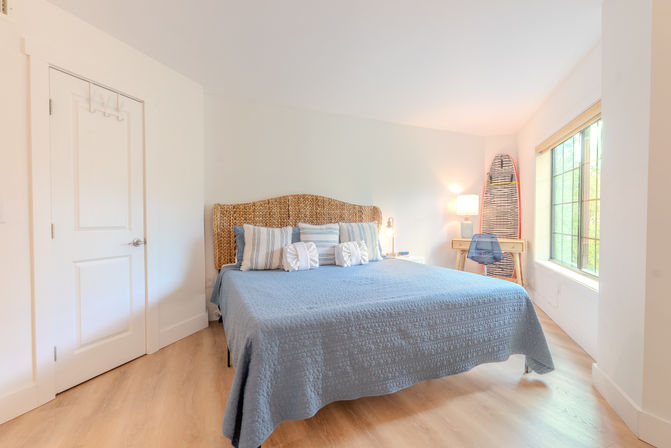 Oceanwalk: Bright Coastal Retreat Villa Near Coligny & Beach image 12