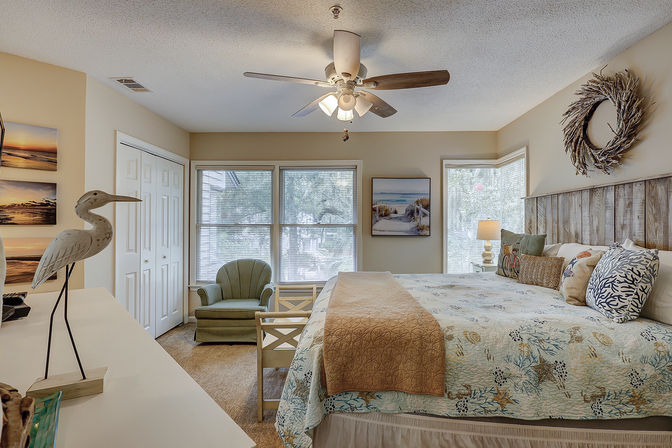 Oceanbreeze: 2BR Villa, Short Walk to Beach, Coligny & Pool image 21