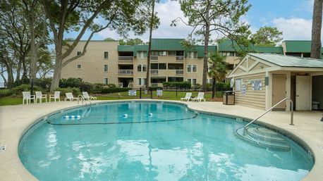 Barefoot Bliss at The Spa: Oceanfront Complex with Multiple Pools + Sauna image 28