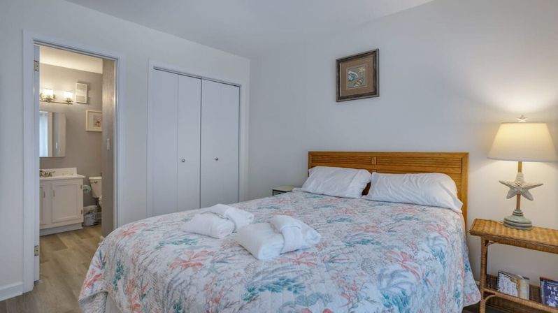 Barefoot Bliss at The Spa: Oceanfront Complex with Multiple Pools + Sauna image 14