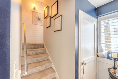 Treetops Getaway: 3BR Townhome Near Coligny Beach & Pool image 10