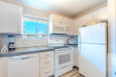 Hilton Head Resort Retreat with Multiple Pools & Beach Access image 8