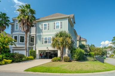 Sandcastle: Luxury 6BR Family Beach Oasis image 38