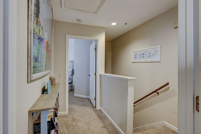 Oceanbreeze: 2BR Villa, Short Walk to Beach, Coligny & Pool image 12